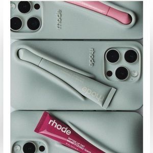 Rhode skincare lip case cover Apple 15 pro max PRE ORDERED NWB